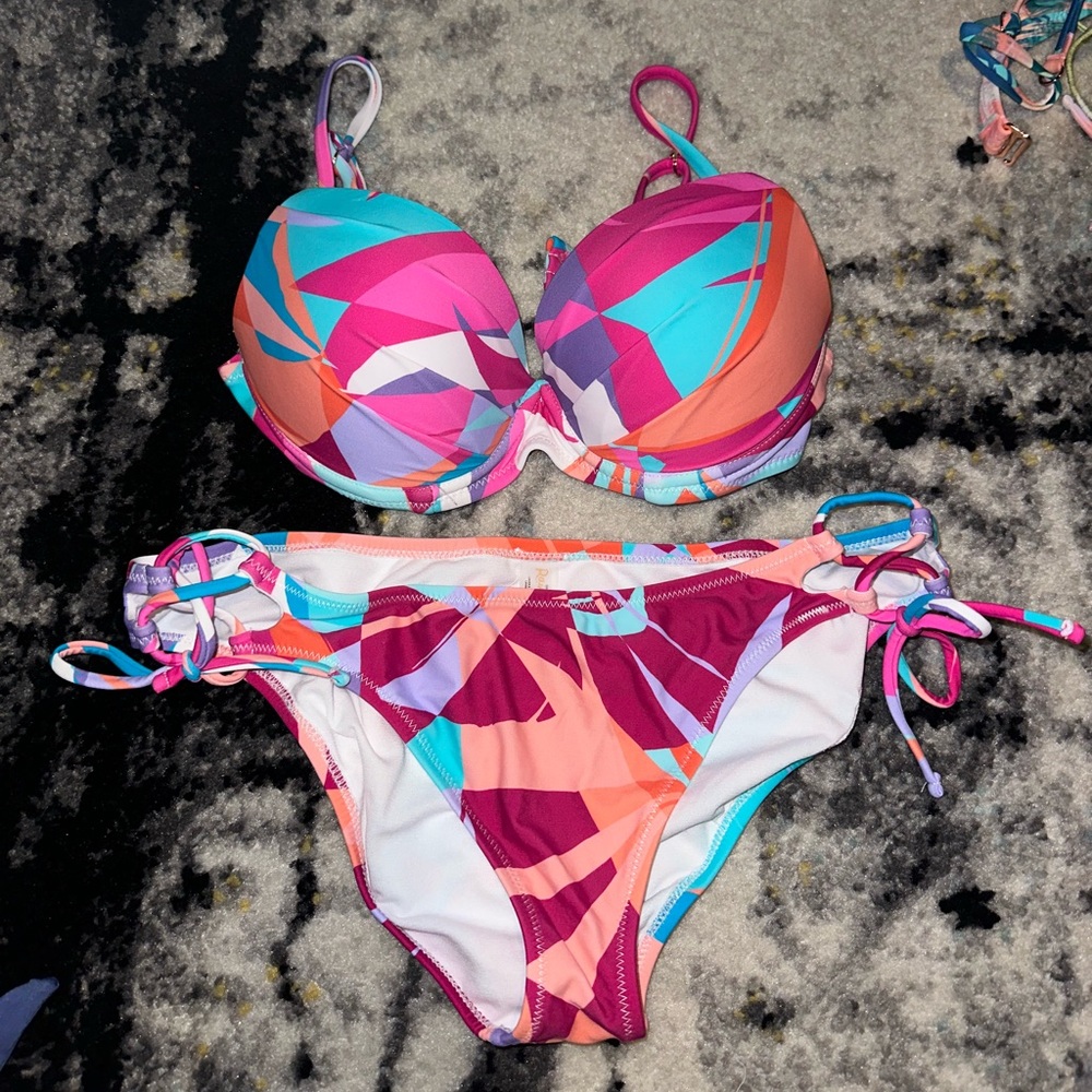 Multicolor Bikini push up top